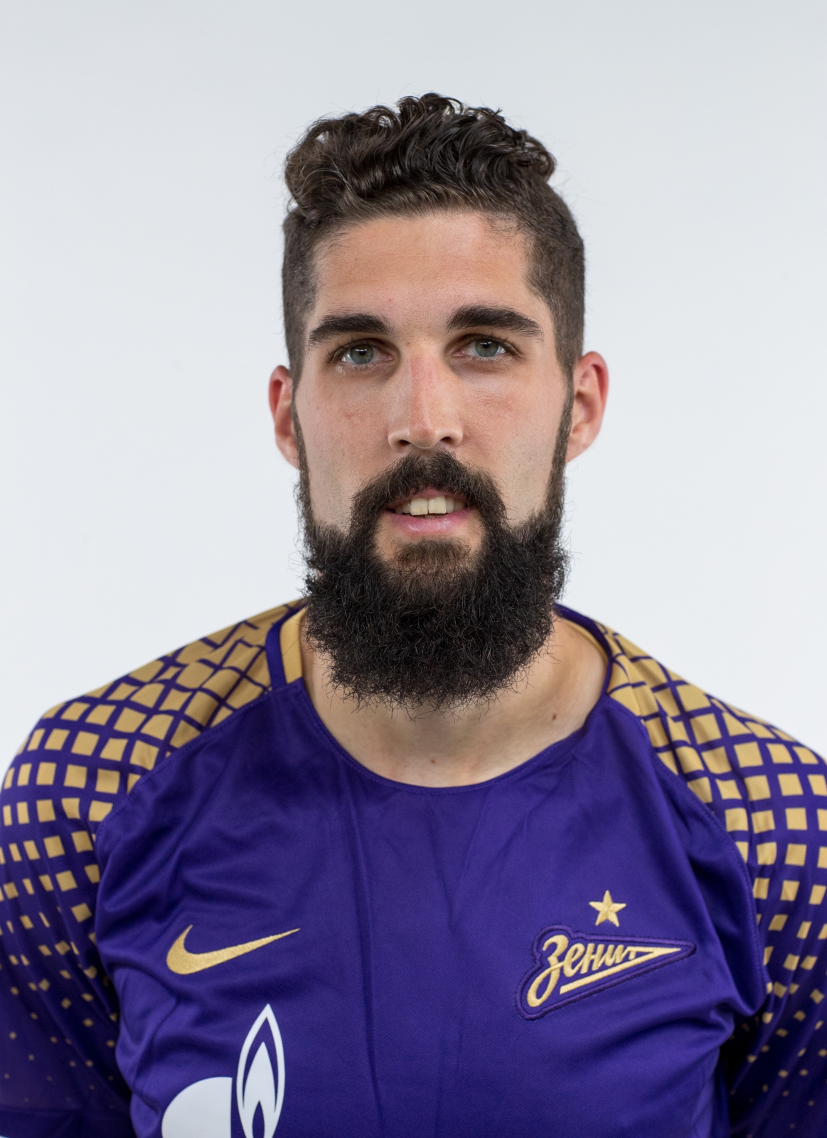 Фотосессия игроков основного состава ФК «Зенит» в новой игровой форме Nike сезона 2017/18