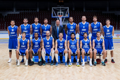 Общекомандная фотосессия основного состава БК «Зенит» сезона 2017/18