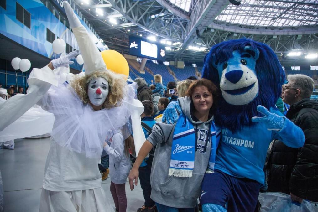 Фан-променад на матче «Зенит» — «Урал»