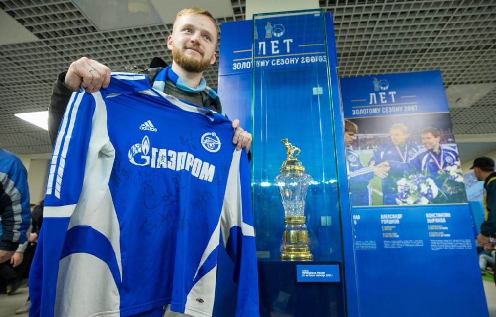 Чемпионы-2007 впервые собрались на стадионе «Санкт-Петербург»