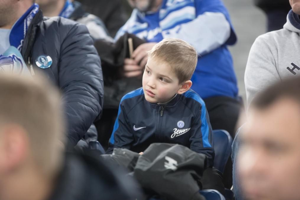 Представители «Зенита» встретились с болельщиками на стадионе «Санкт-Петербург»