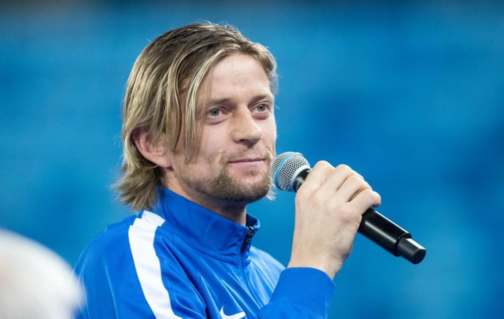 Представители «Зенита» встретились с болельщиками на стадионе «Санкт-Петербург»