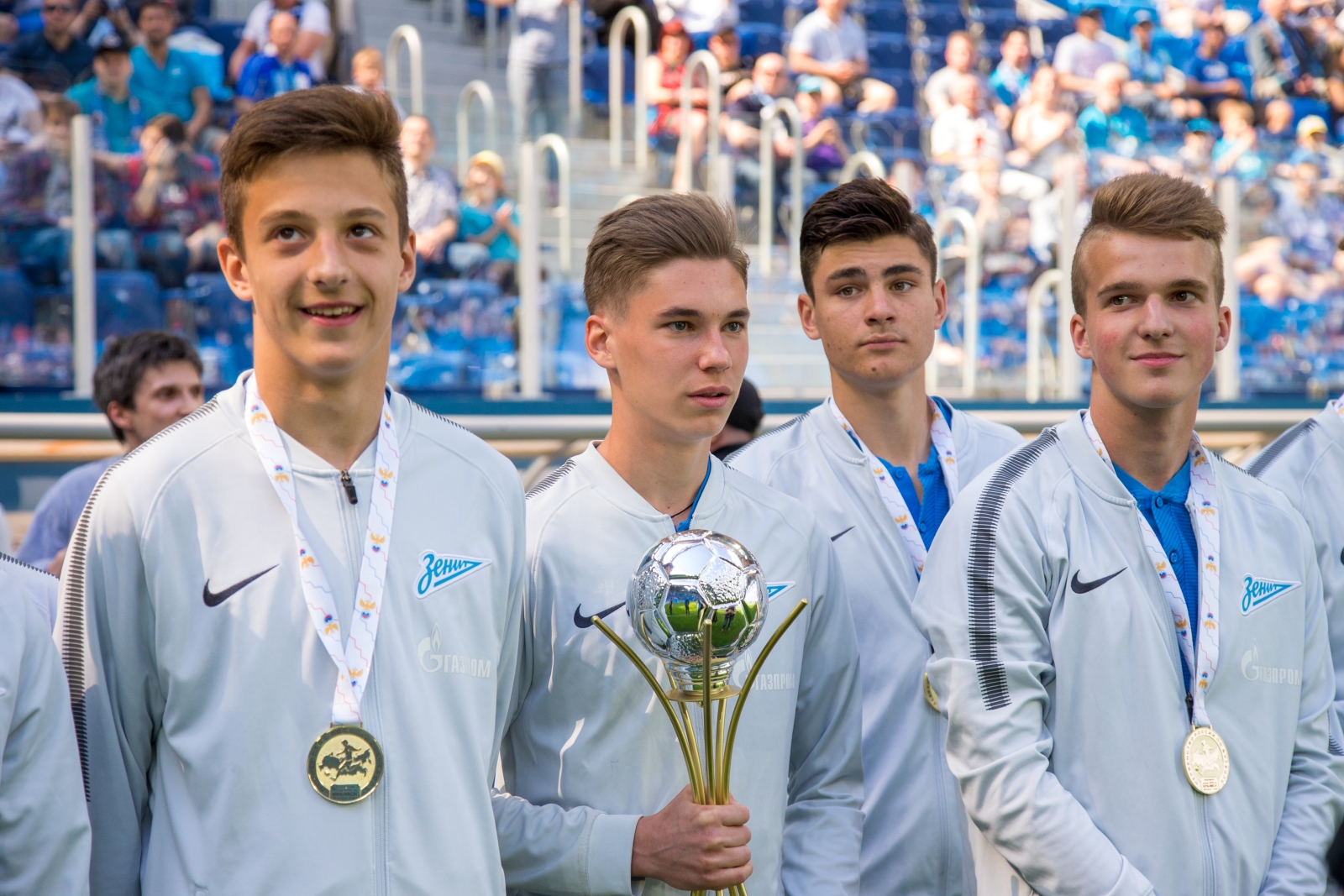 Церемония чествования победителей первенства России по футболу U-16