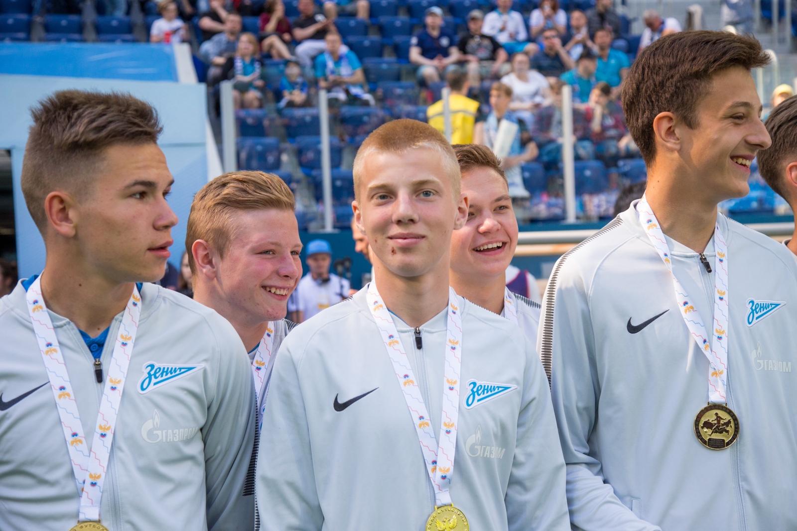 Церемония чествования победителей первенства России по футболу U-16