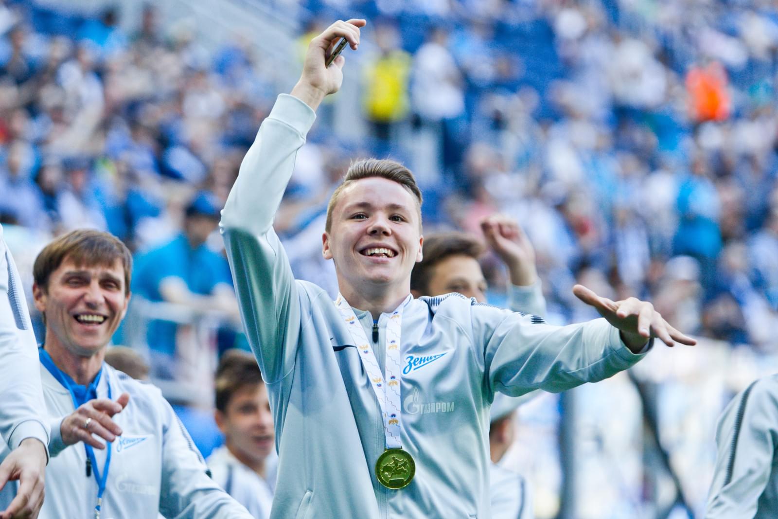 Церемония чествования победителей первенства России по футболу U-16