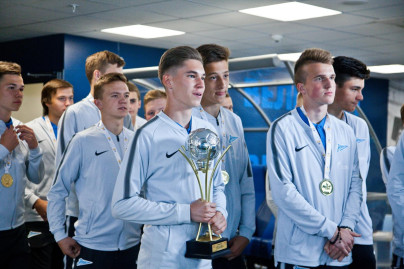 Церемония чествования победителей первенства России по футболу U-16