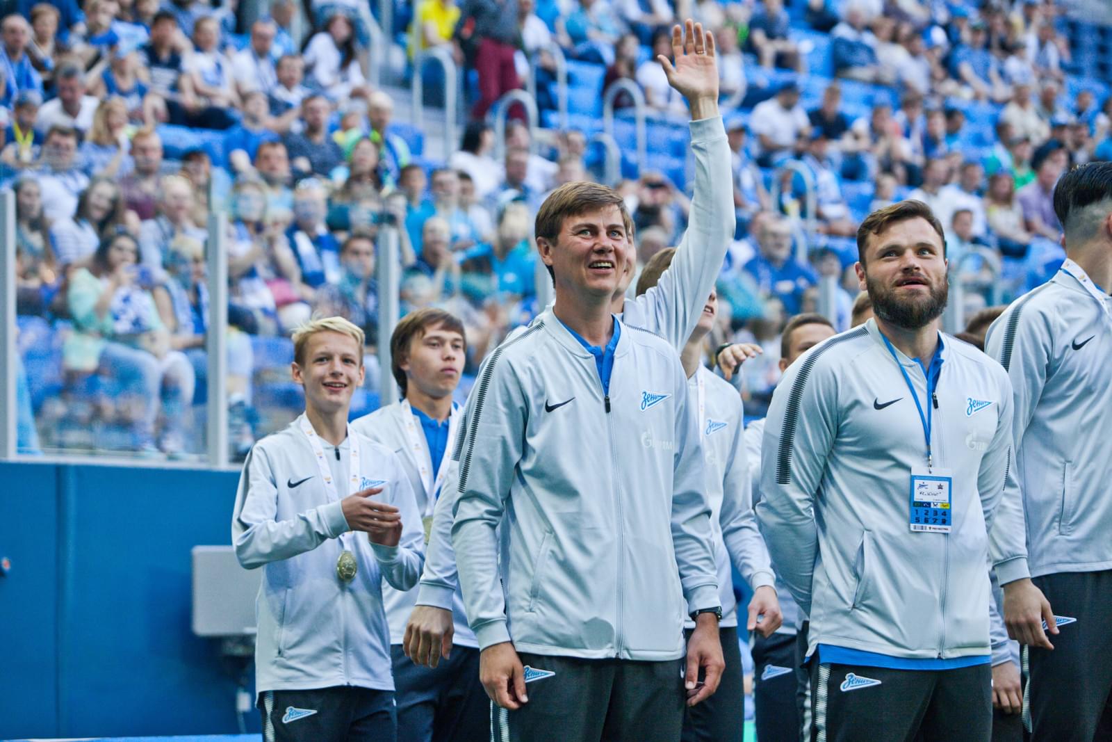 Церемония чествования победителей первенства России по футболу U-16