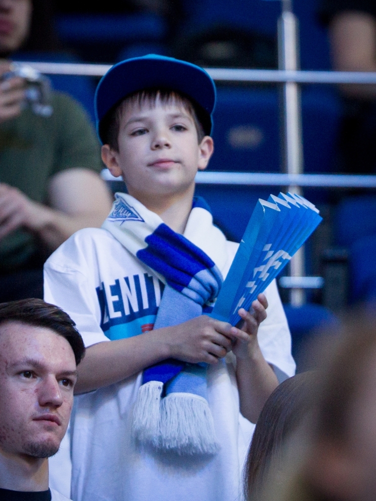 Болельщики на метче за третье место Единой Лиги ВТБ 2017/2018 УНИКС — «Зенит»