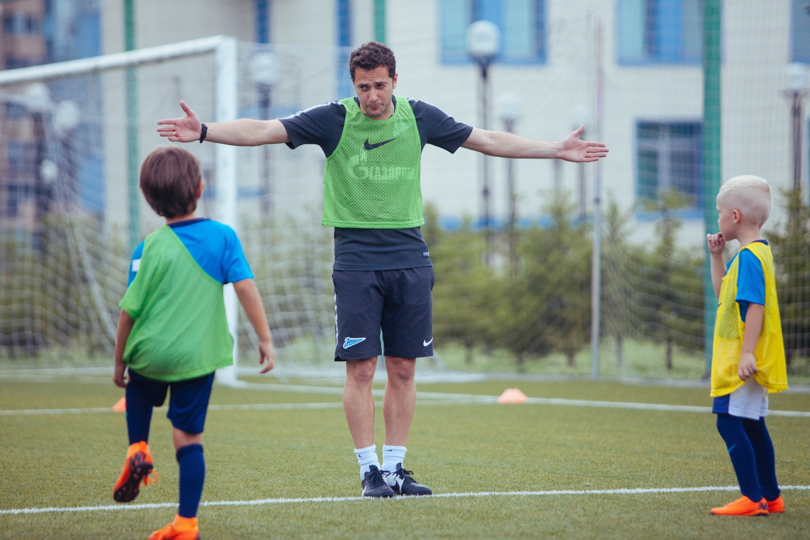 Первый день лагеря Академии ФК «Зенит»
