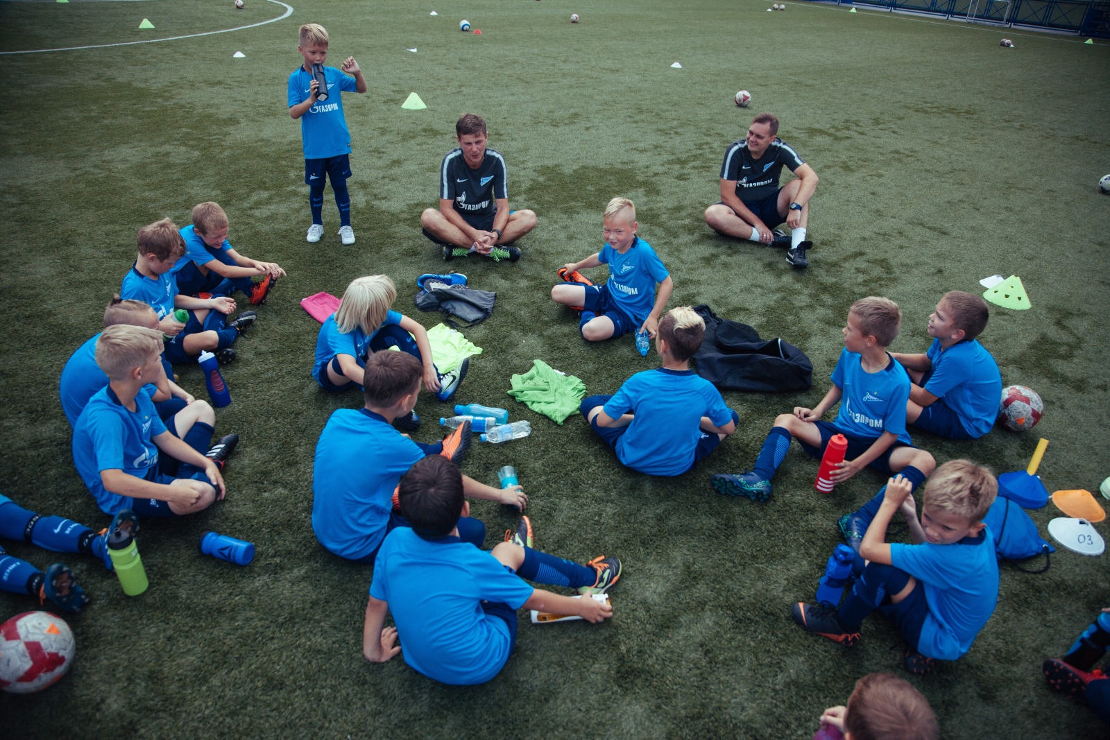 Первый день лагеря Академии ФК «Зенит»