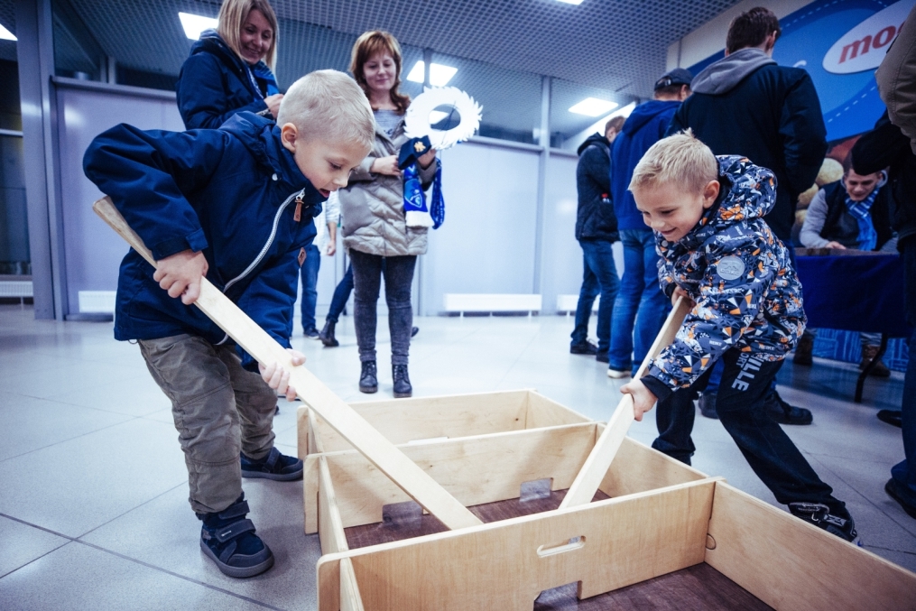 Фан-променад на матче Лиги Европы УЕФА 2018/19, «Зенит» — «Славия»