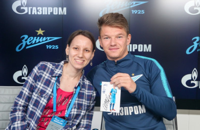 Победители конкурса «Газпром»-Спортпрогноз посетили тренировку команды и встретились с Олегом Шатовым