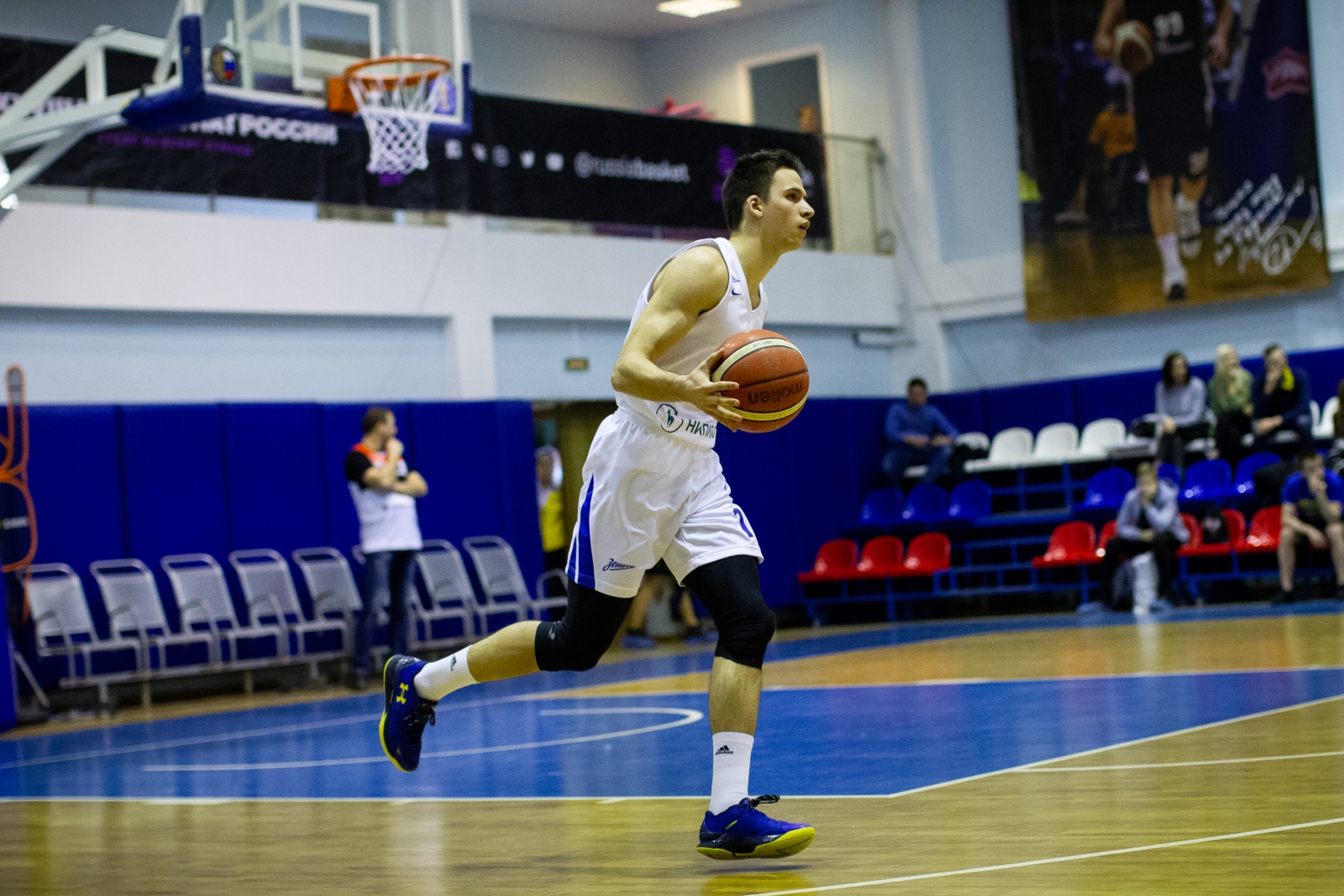 Чемпионат России по баскетболу 2018/2019. Суперлига 1. «Зенит-Фарм» — «Буревестник»