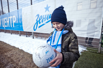 Победитель конкурса «Попади в „Зенит“» Роман Ведищев в «Газпром» — тренировочном центре