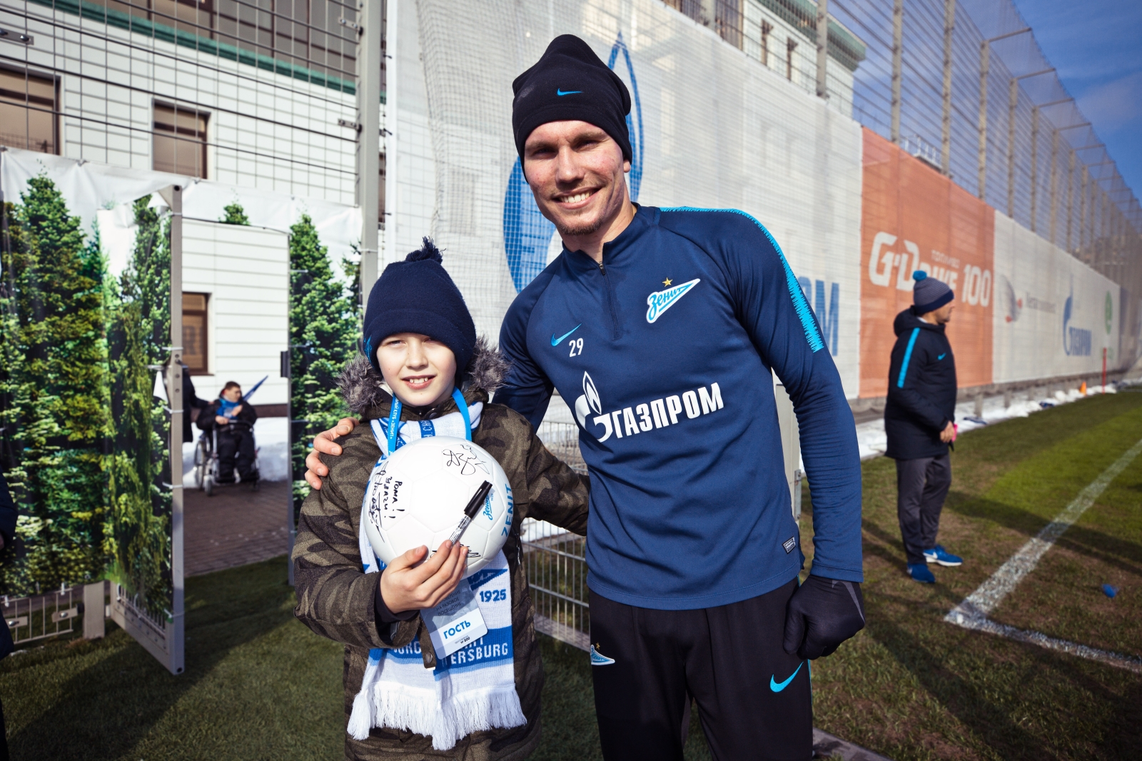Победитель конкурса «Попади в „Зенит“» Роман Ведищев в «Газпром» — тренировочном центре