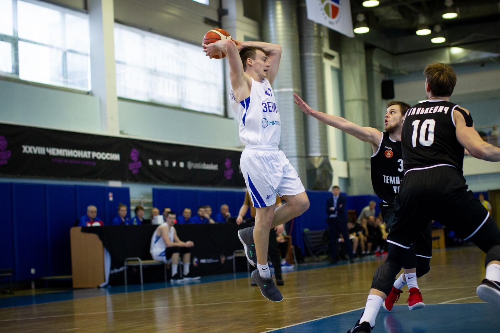 Чемпионат России по баскетболу 2018/2019. Суперлига 1. «Зенит-Фарм» — ТЕМП-СУМЗ-УГМК