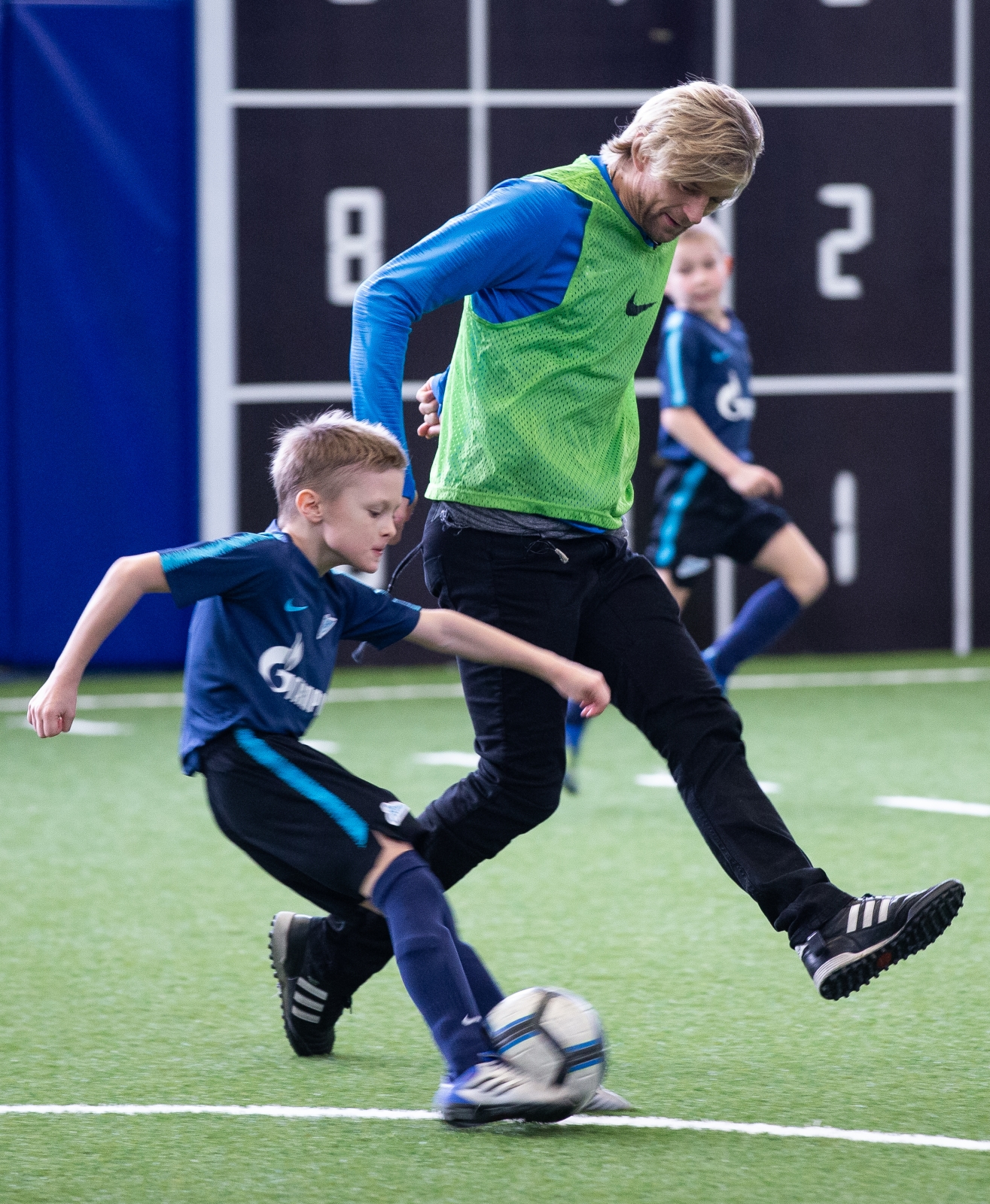 Андрей Аршавин и Анатолий Тимощук проводят мастер-класс в Академии «Зенита»