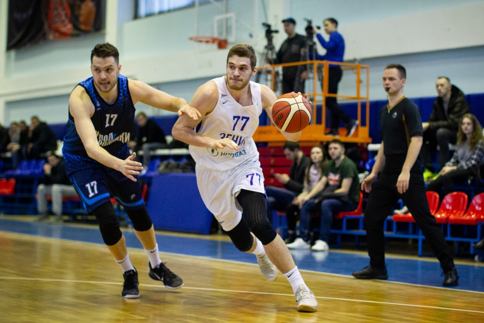 Чемпионат России по баскетболу 2018/2019. Суперлига 1. «Зенит-Фарм» — «Купол Родники»