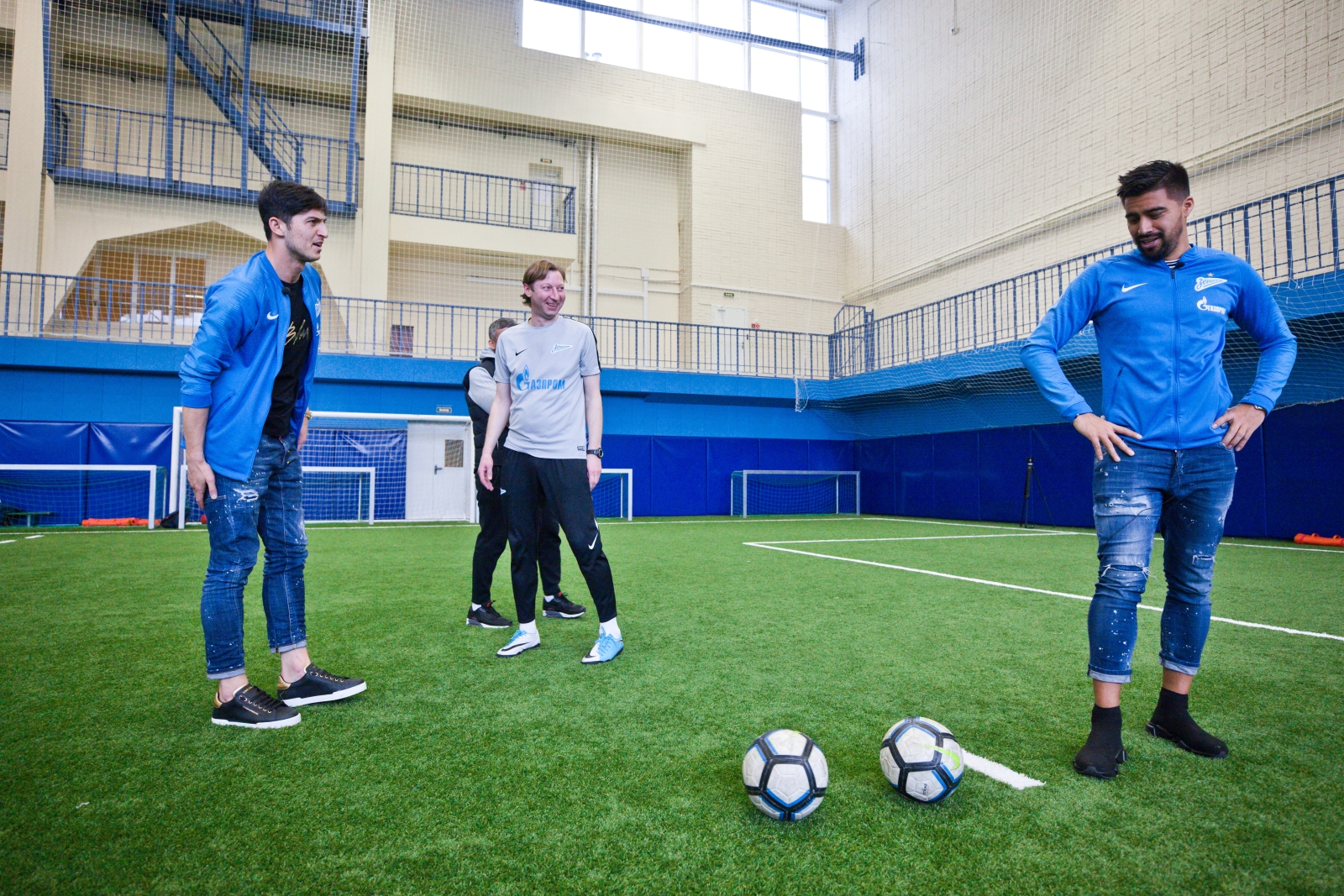 Кристиан Нобоа и Сердар Азмун проводят мастер-класс в Академии ФК «Зенит