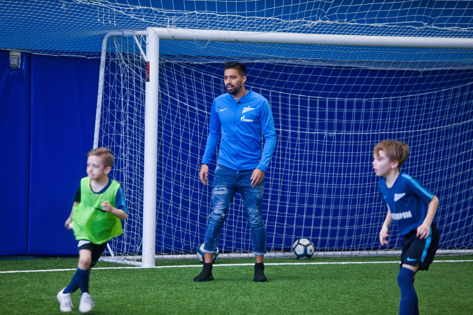 Кристиан Нобоа и Сердар Азмун проводят мастер-класс в Академии ФК «Зенит