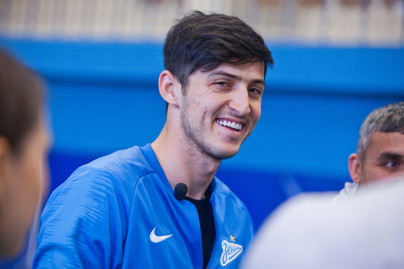 Кристиан Нобоа и Сердар Азмун проводят мастер-класс в Академии ФК «Зенит