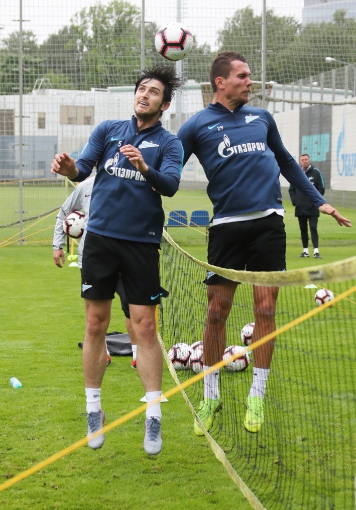 «Газпром»-тренировочные сборы: 15 июня, утренняя тренировка