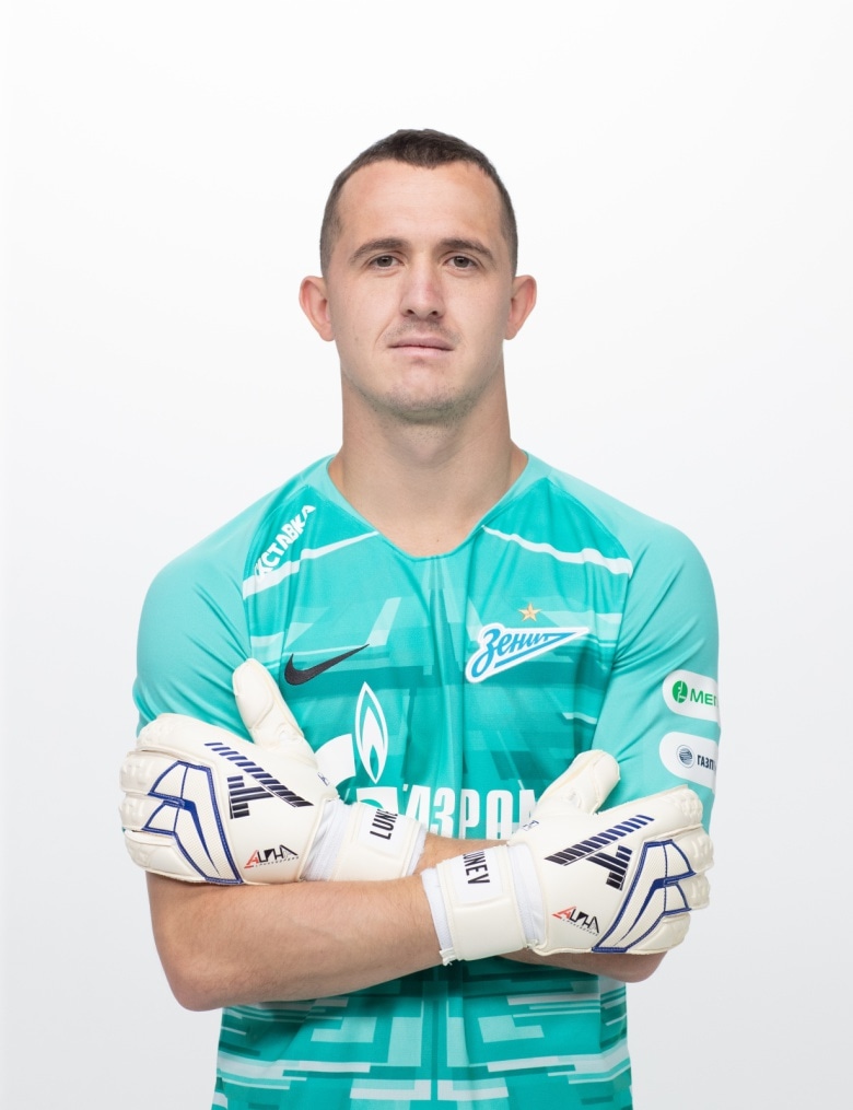 Фотосессия футболистов и тренеров основного состава ФК «Зенит» сезона 2019/20