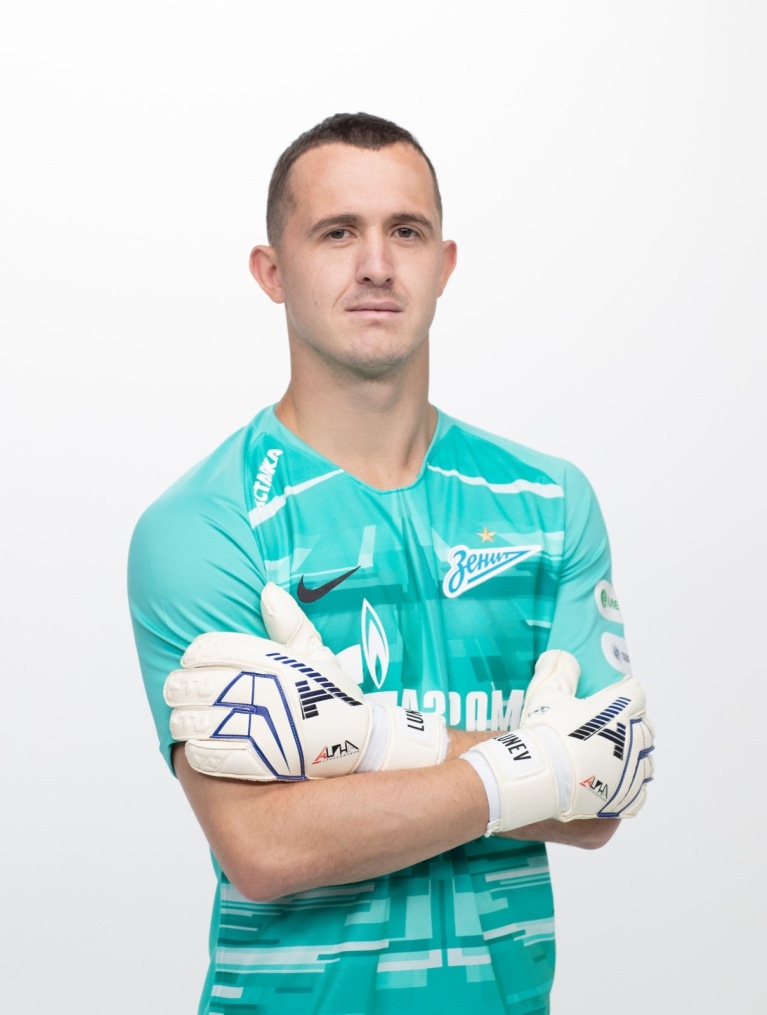 Фотосессия футболистов и тренеров основного состава ФК «Зенит» сезона 2019/20