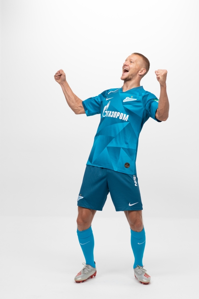 Фотосессия футболистов и тренеров основного состава ФК «Зенит» сезона 2019/20