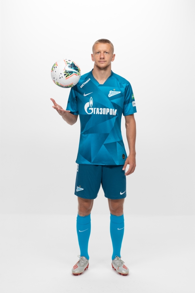 Фотосессия футболистов и тренеров основного состава ФК «Зенит» сезона 2019/20