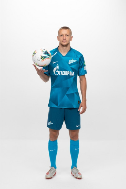 Фотосессия футболистов и тренеров основного состава ФК «Зенит» сезона 2019/20