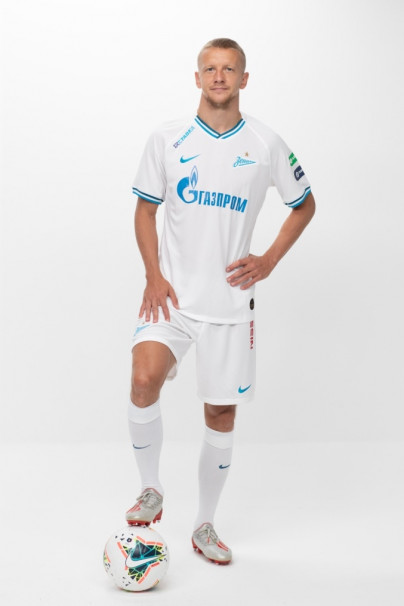 Фотосессия футболистов и тренеров основного состава ФК «Зенит» сезона 2019/20