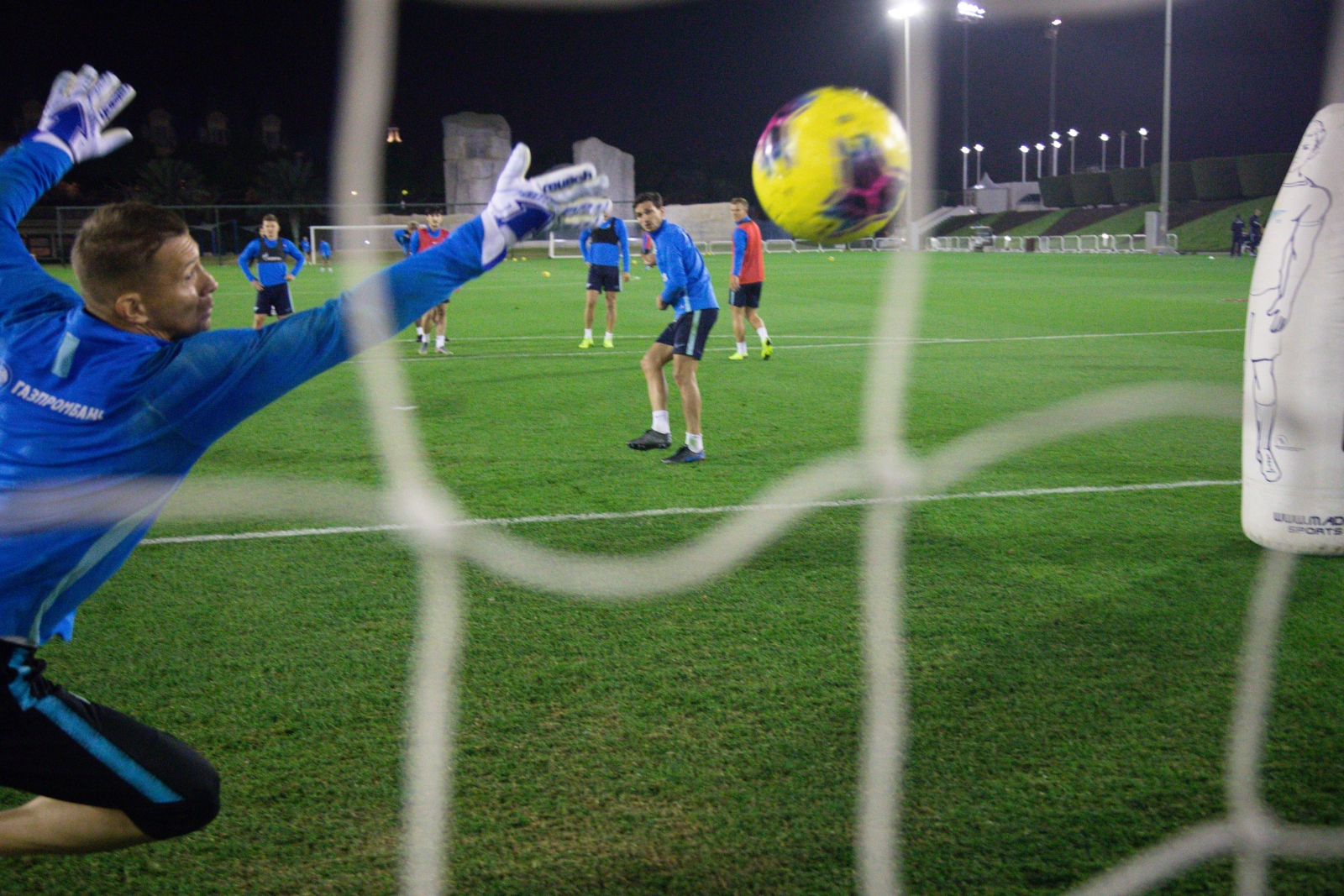 «Газпром»-тренировочные сборы в Катаре: 19 января, вечерняя тренировка