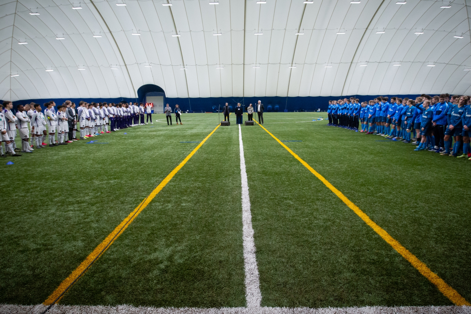 V Международный турнир «Кубок дружбы»: первый день