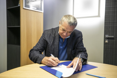 Подписание профессиональных контрактов футболистов молодежной команды