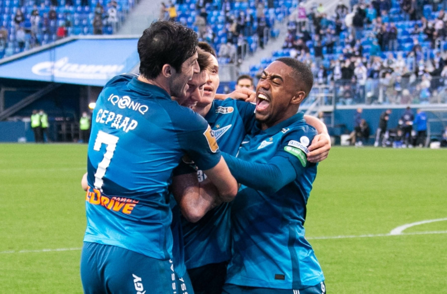 Малком зенит 2023. Сердар азмун фото. Зенит трансферы 24. Зенит трансферы. Малком зенит фото.