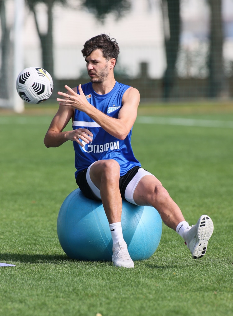 «Газпром»-тренировочные сборы «Зенита» в Дубае: 26 января, утренняя тренировка