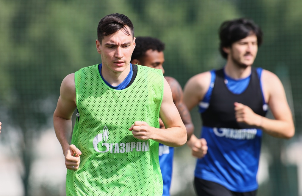 «Газпром»-тренировочные сборы «Зенита» в Дубае: 26 января, утренняя тренировка