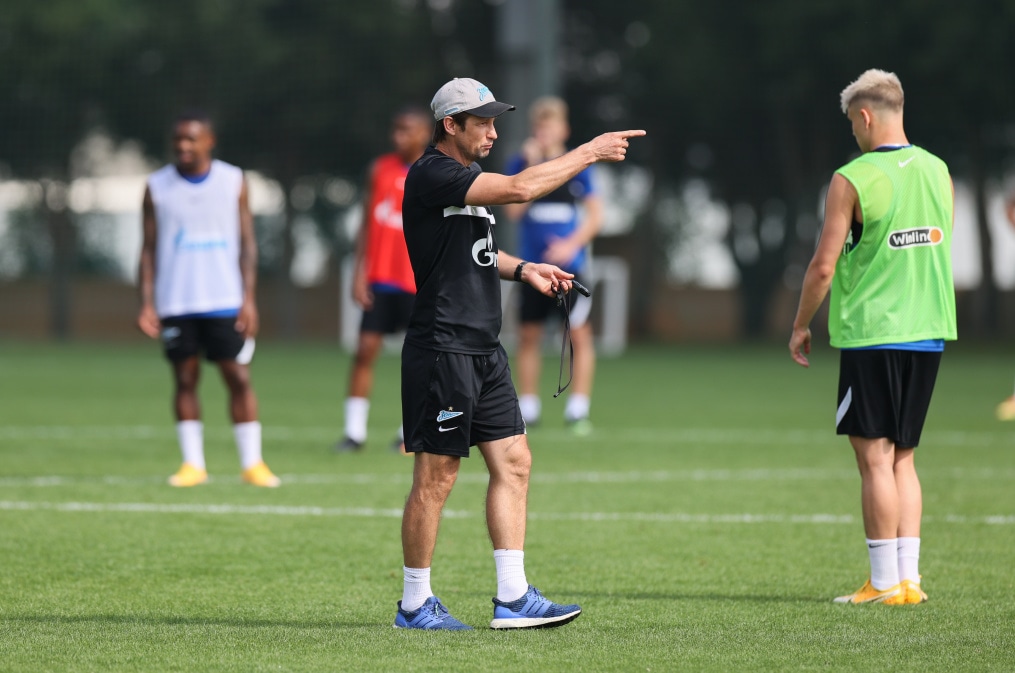 «Газпром»-тренировочные сборы «Зенита» в Дубае: 26 января, утренняя тренировка