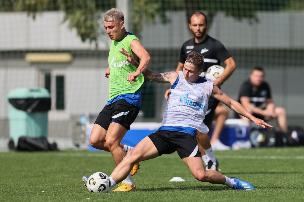 «Газпром»-тренировочные сборы «Зенита» в Дубае: 26 января, утренняя тренировка