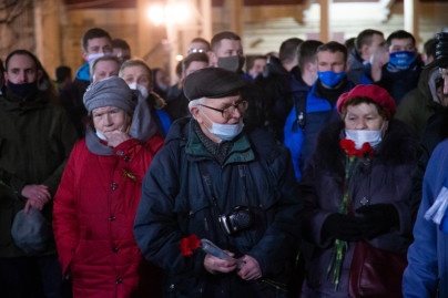 Перформанс болельщиков в честь 77-й годовщины полного освобождения Ленинграда