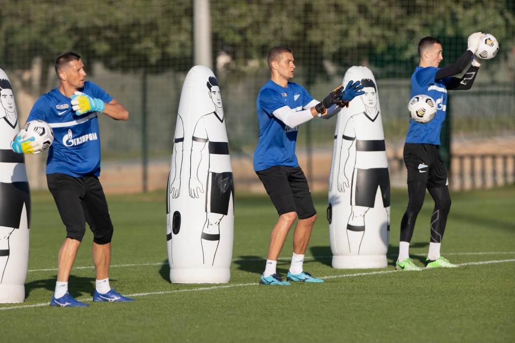 «Газпром»-тренировочные сборы «Зенита» в Дубае: 02 февраля, вечерняя тренировка
