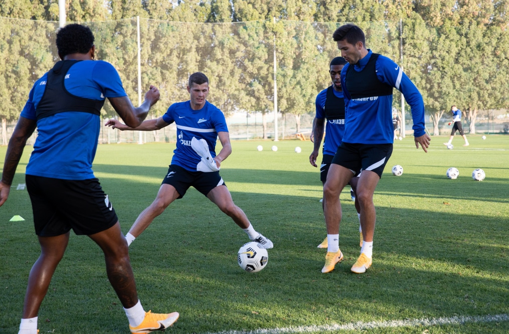 «Газпром»-тренировочные сборы «Зенита» в Дубае: 02 февраля, вечерняя тренировка