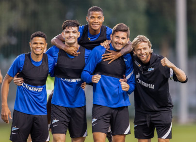 «Газпром»-тренировочные сборы «Зенита» в Дубае: 02 февраля, вечерняя тренировка