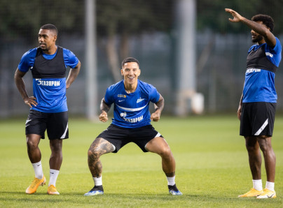 «Газпром»-тренировочные сборы «Зенита» в Дубае: 02 февраля, вечерняя тренировка