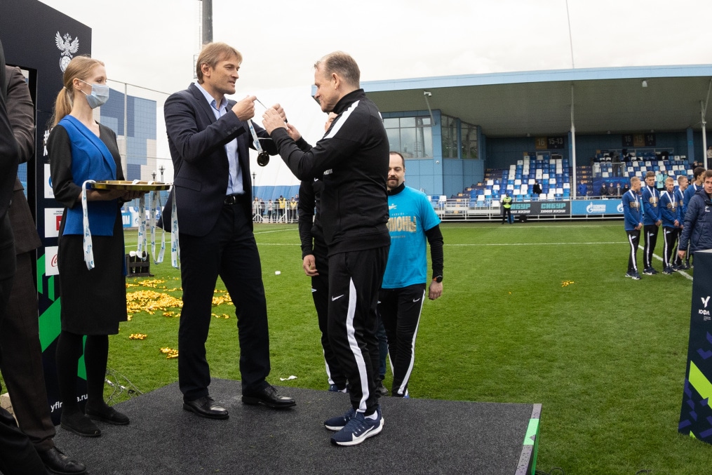 Награждение команд ЮФЛ на матче «Зенит»-м — «Краснодар»-м