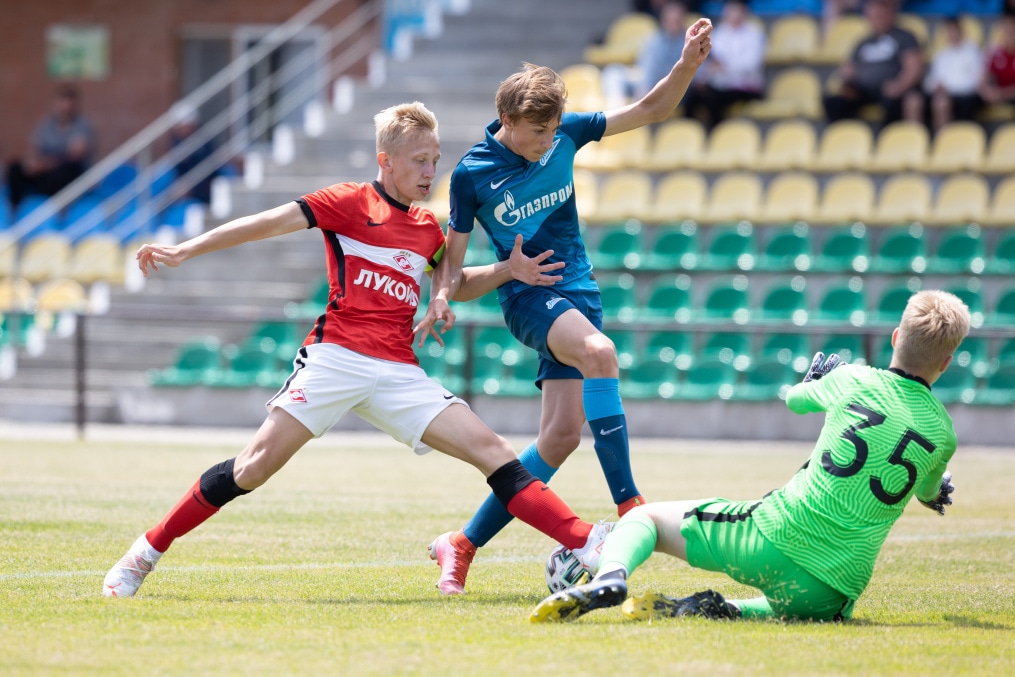 Финал первенства России  среди юношеских команд «Спартак» — «Зенит»