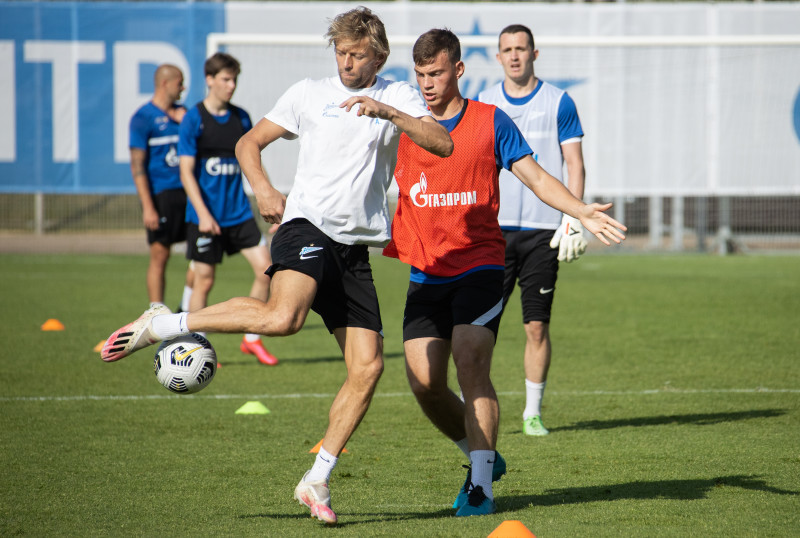 Первые «Газпром»-тренировочные сборы «Зенита»: 22 июня, вечерняя тренировка