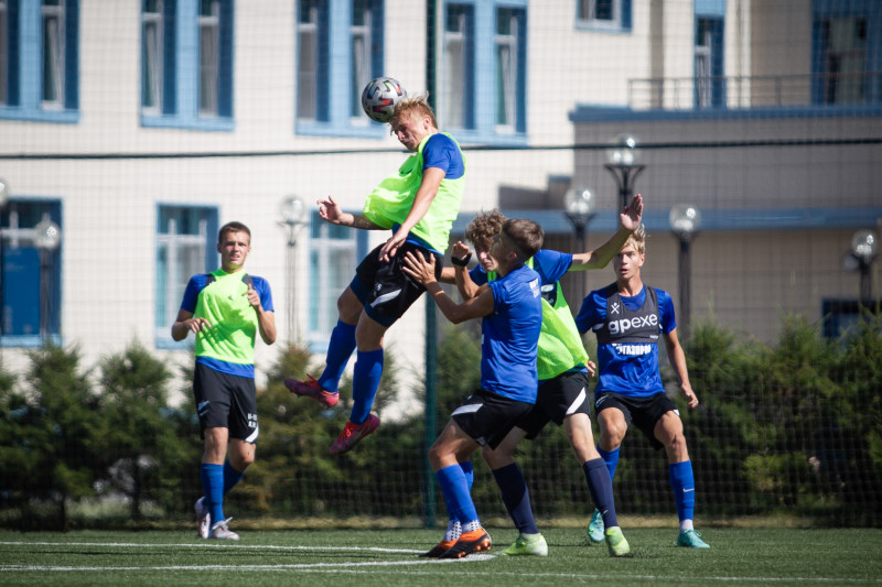 Тренировочный матч команд «Газпром»-академии «Зенит» U-16 — «Зенит» U-17