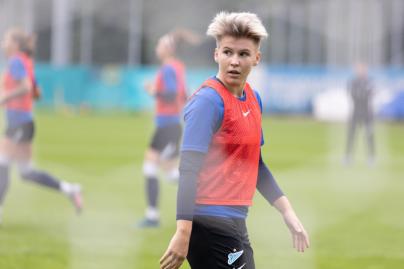 omen's team training before the Chertanovo-Zenit matc